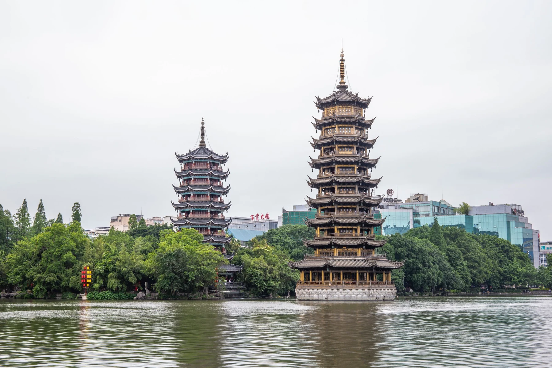 广州海珠湖双塔