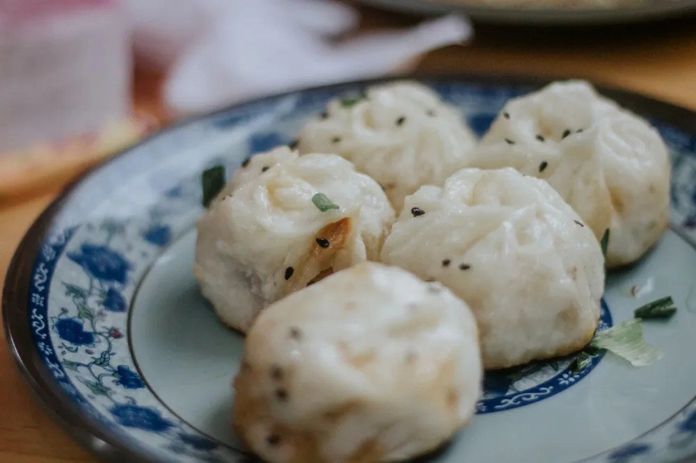 盘中的中式饺点